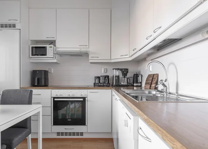 Homelike 1Br With Sauna & Free Parking *